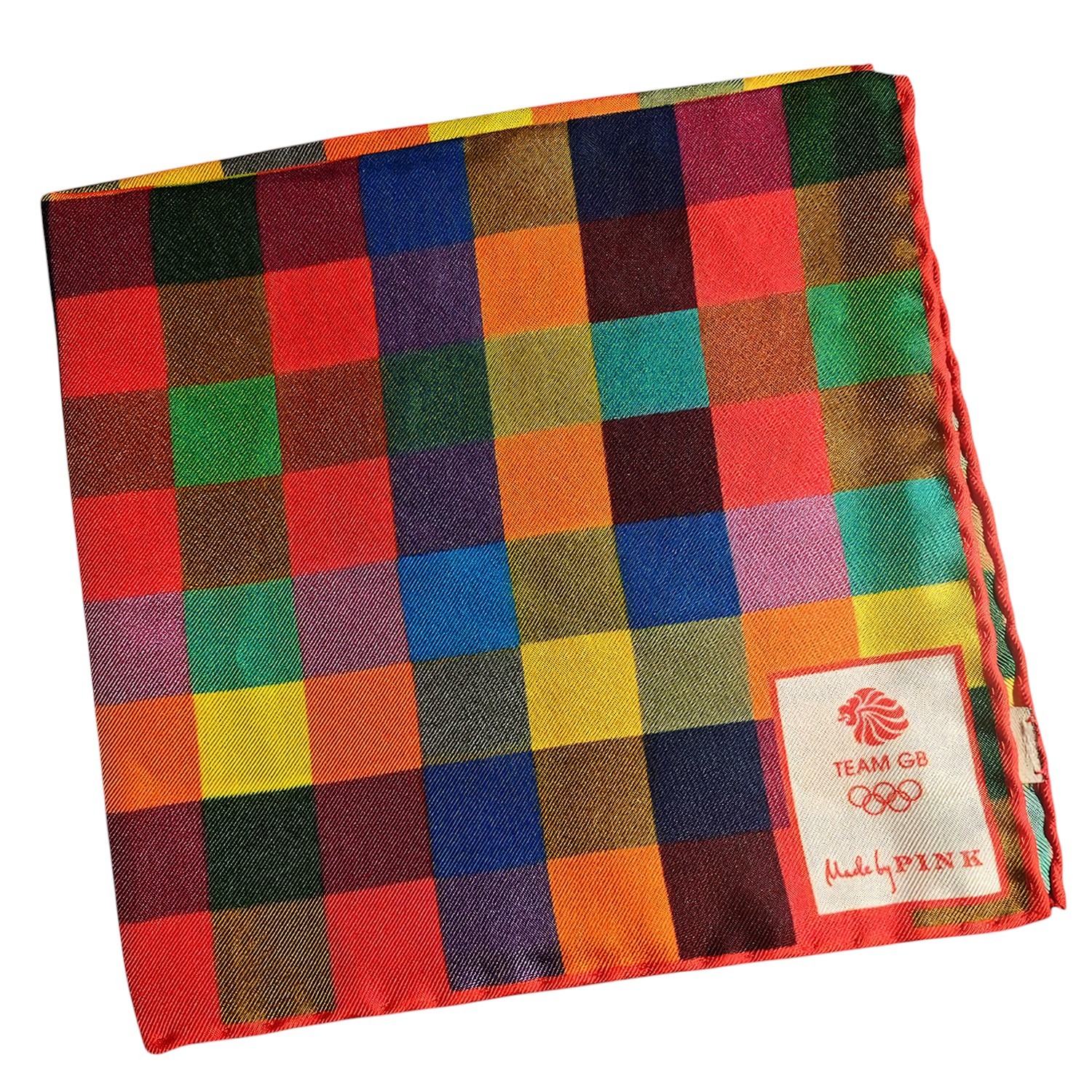 Pochette pink a carreaux multicolores pliée