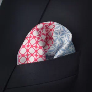 Pochette square pocketsquare in breast pocket of the jacket