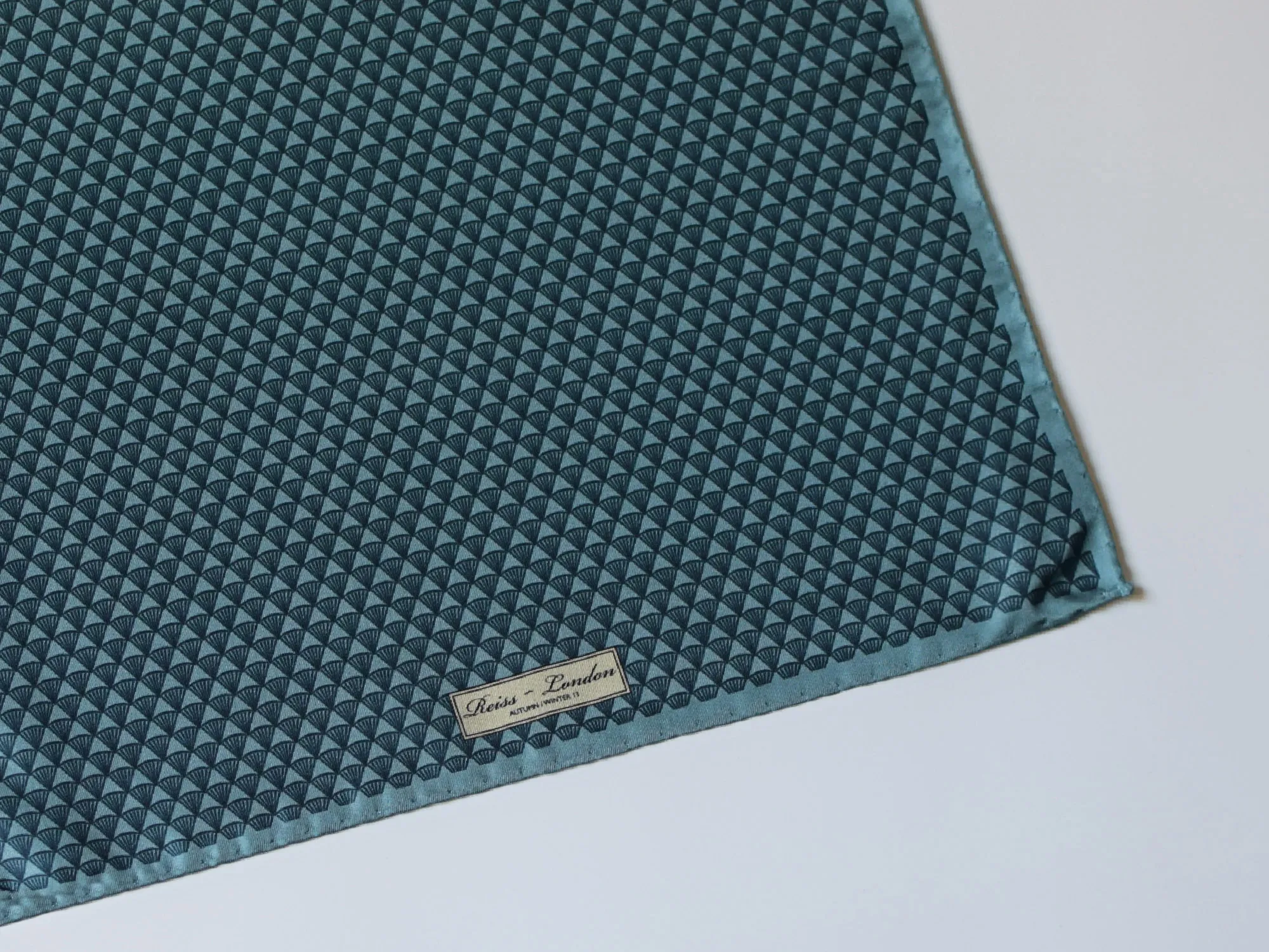 Reiss pocket square detail