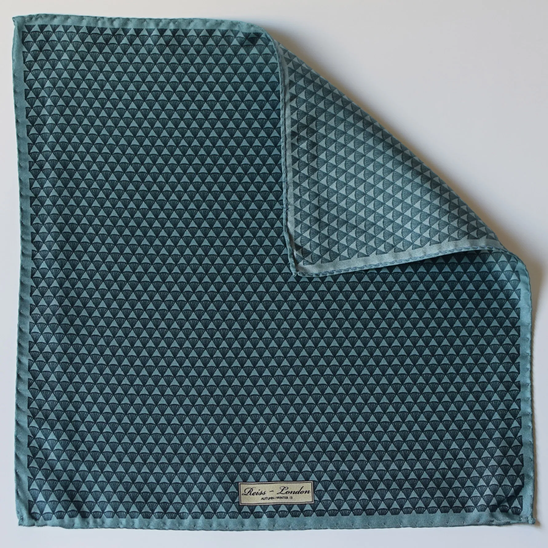 Reiss pocket square flat cornered