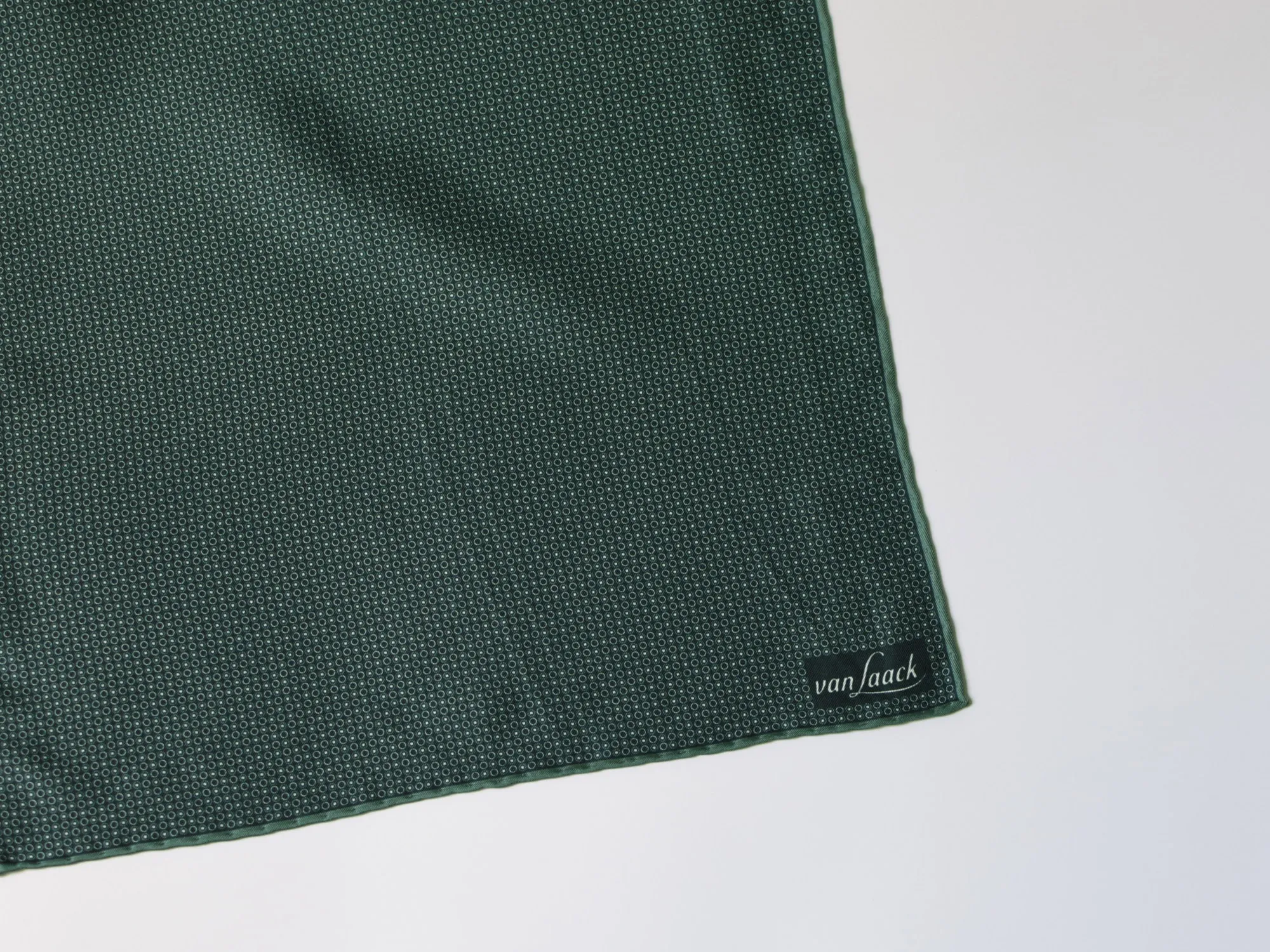 Van Laack geometric pattern pocket square - detail