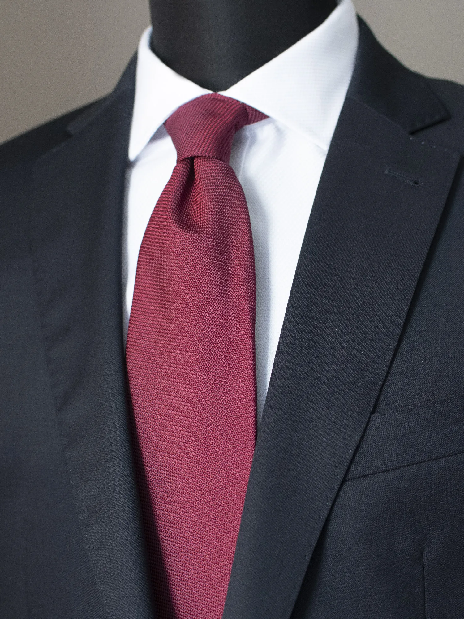 andrewstie-grenadine-silk-tie-red