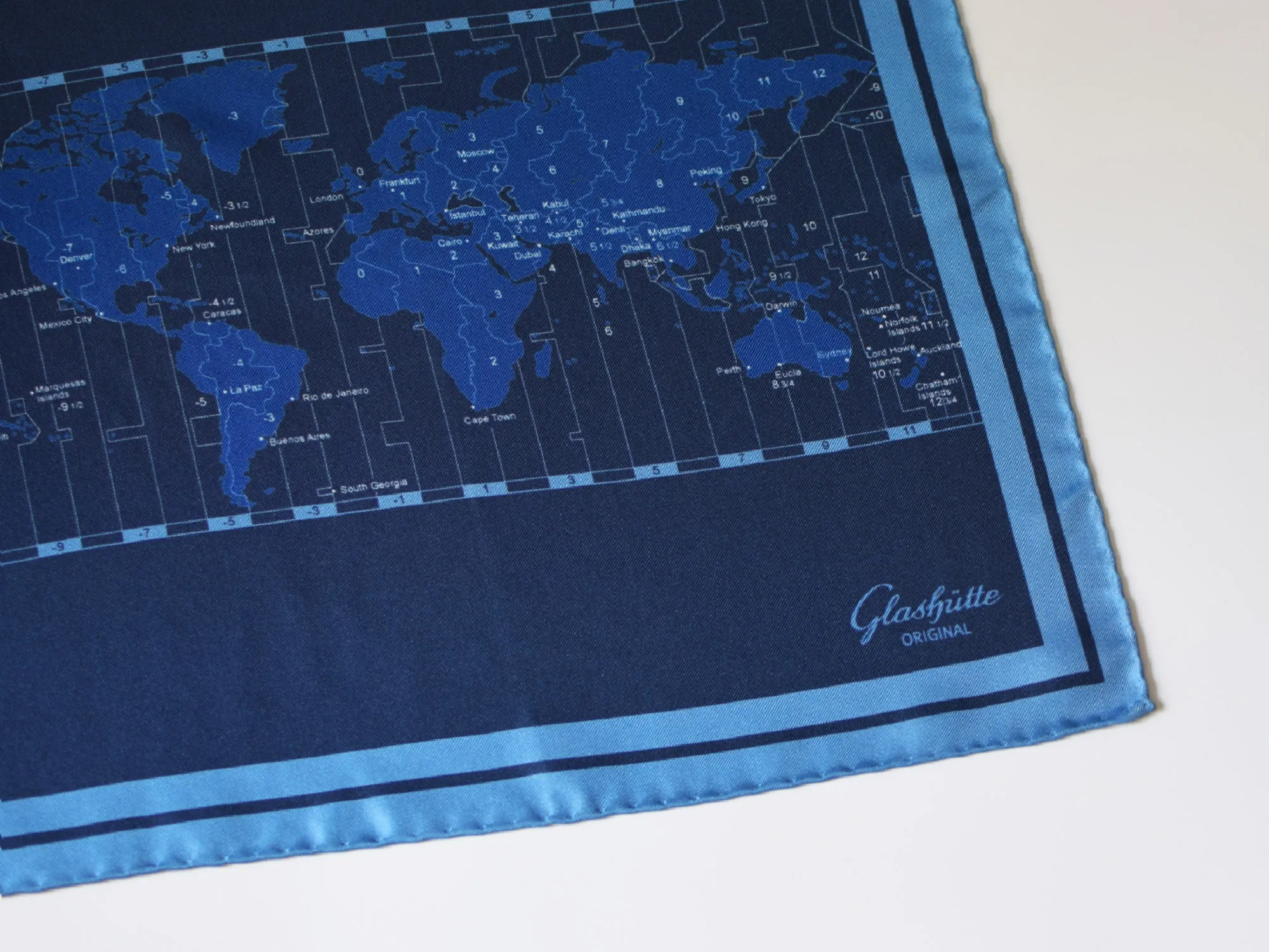 glashutte-pocket-square-map-detail