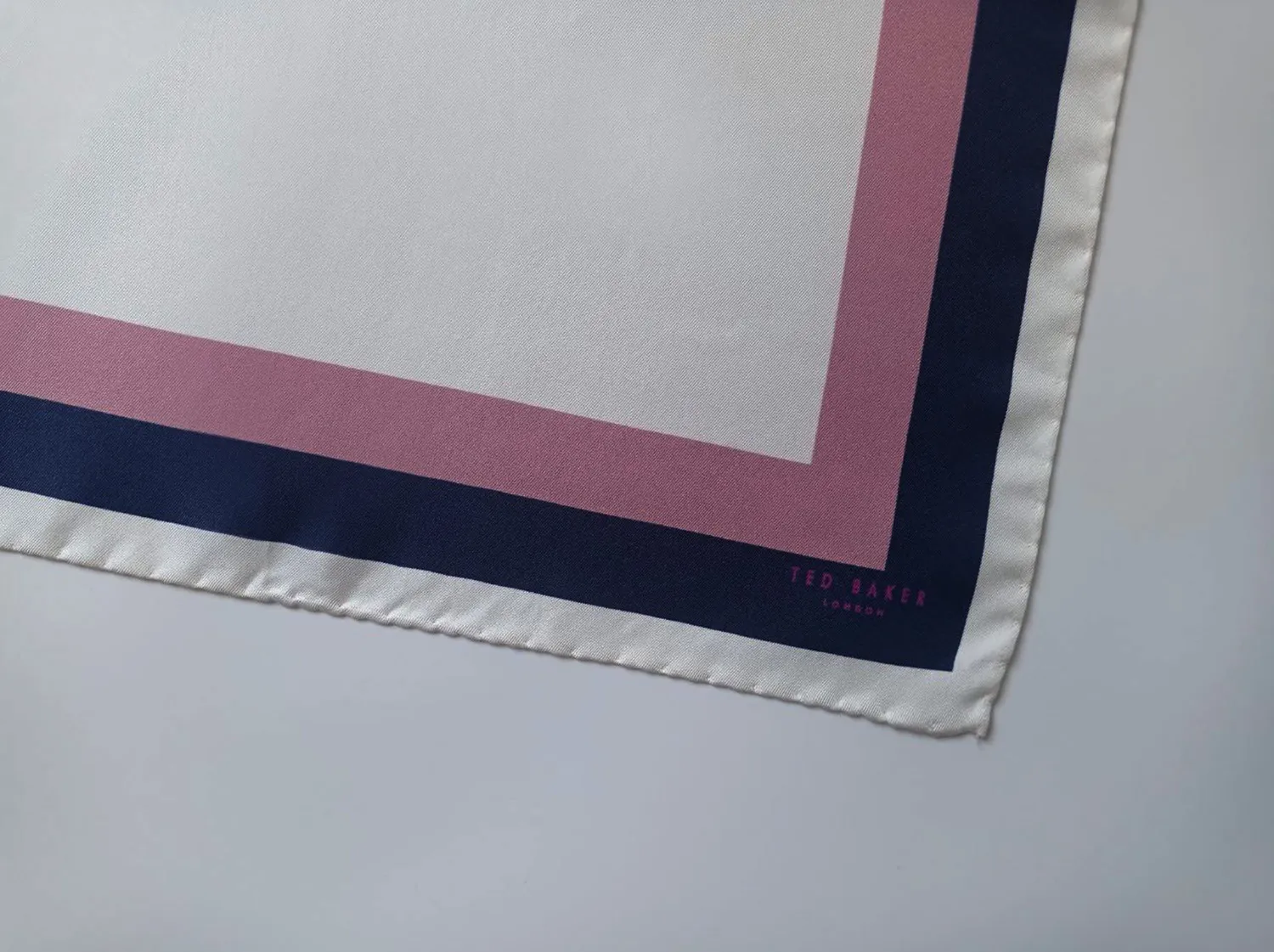 pocket-square-ted-baker-blue-white-and-pink-design-detail