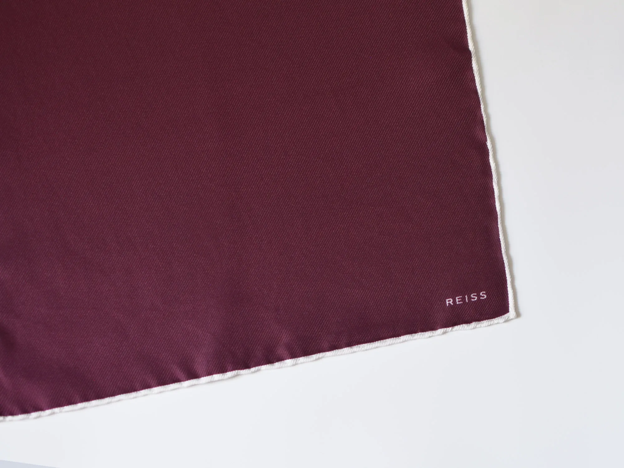 reiss-plain-twill-burgundy-pocket-square-detail