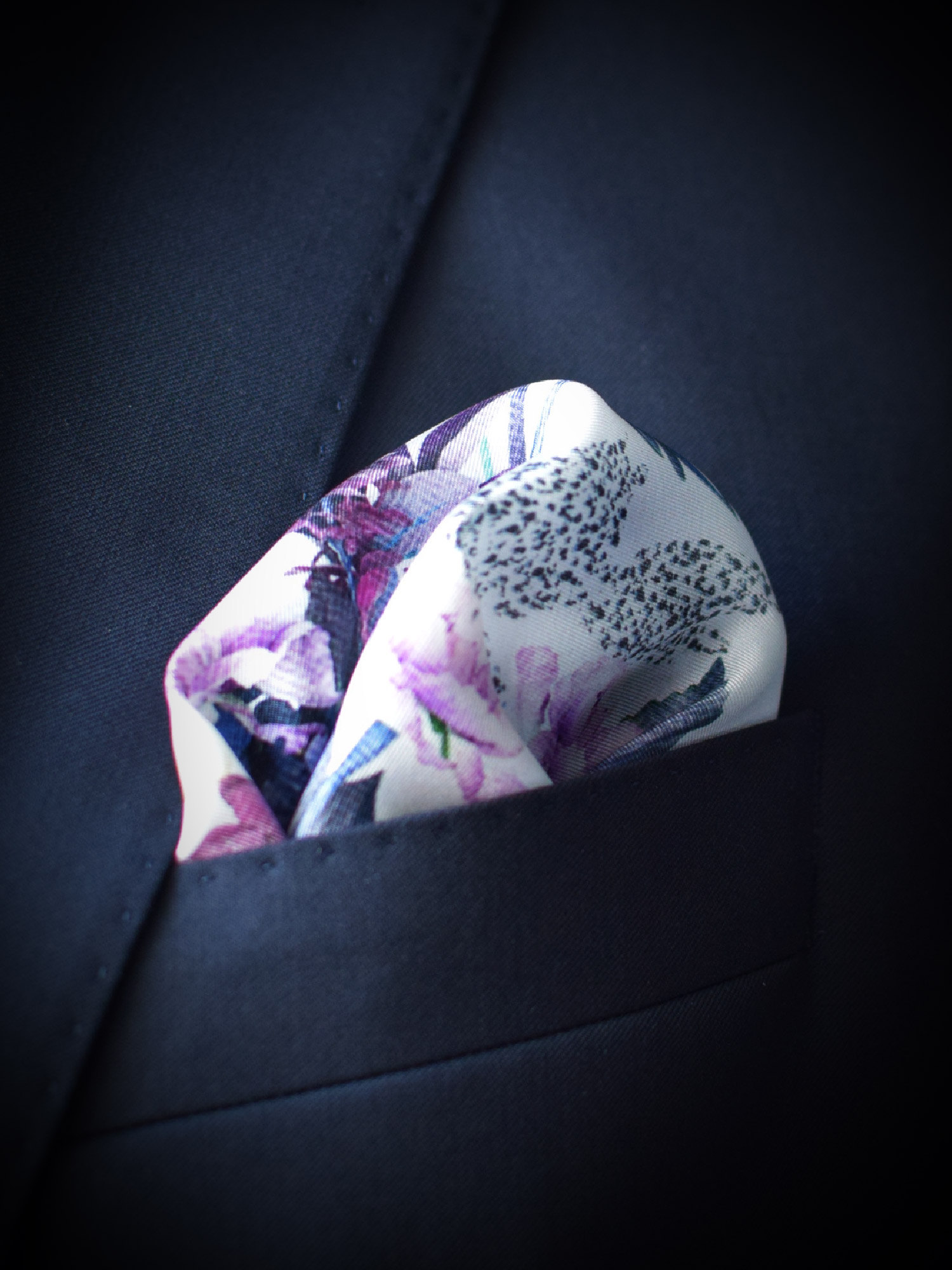 ted-baker-flower-pocket-square-in-breast-pocket