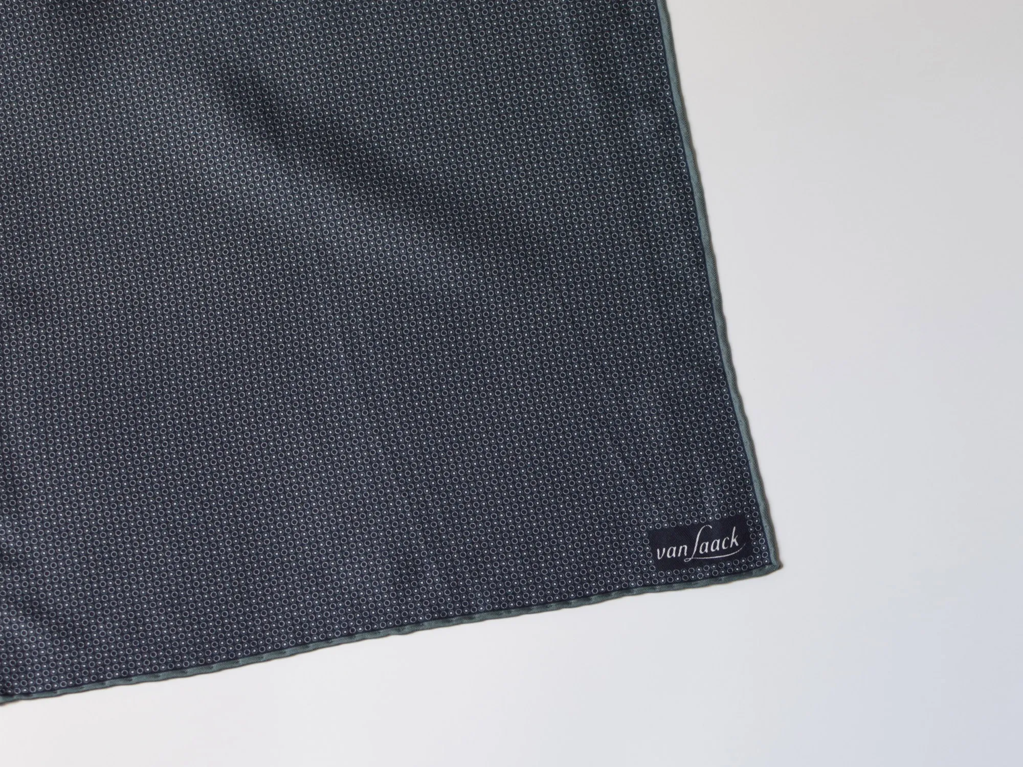 van laack micro pattern pocket square detail