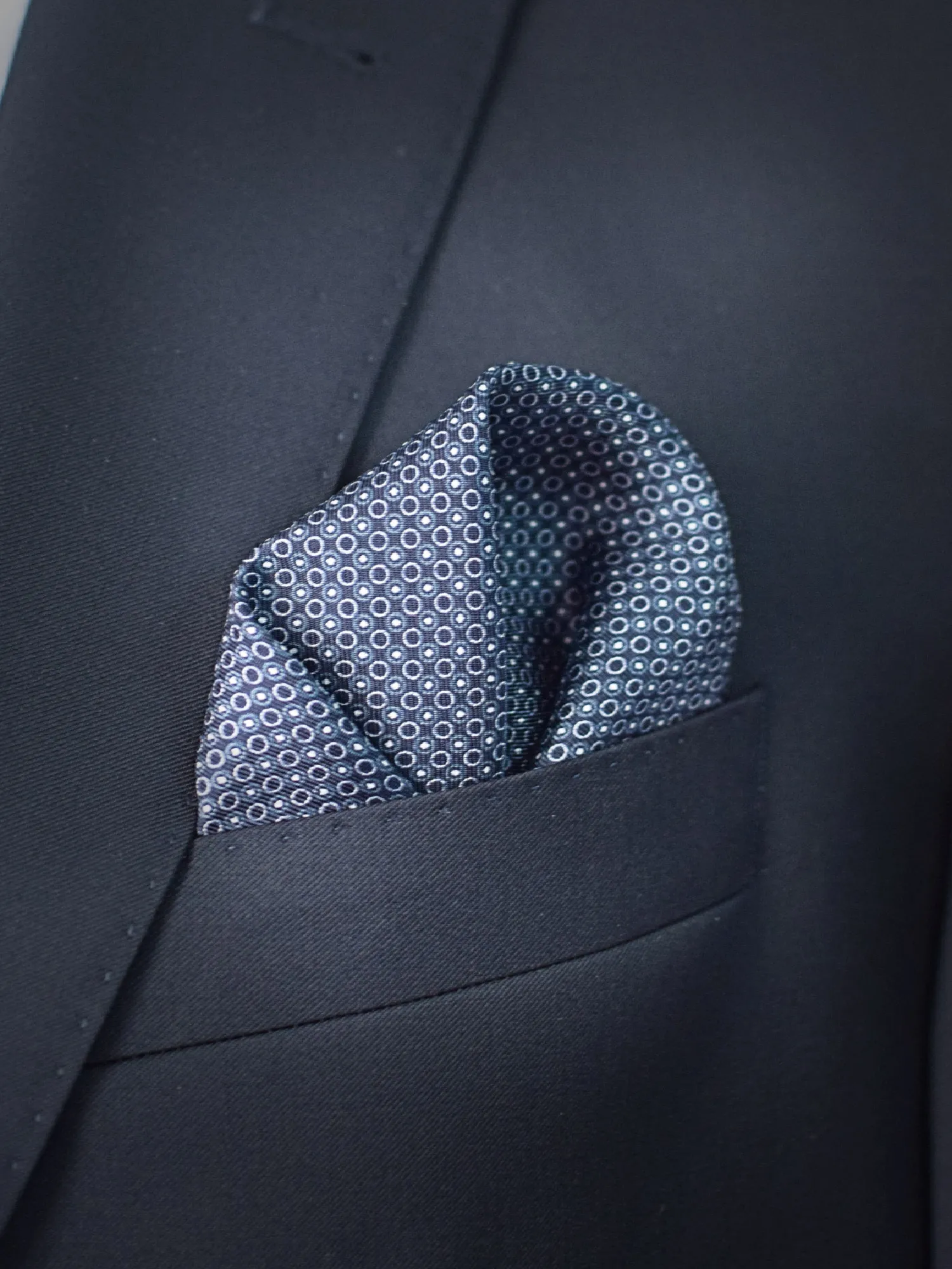 van laack micro pattern pocket square in breast pocket