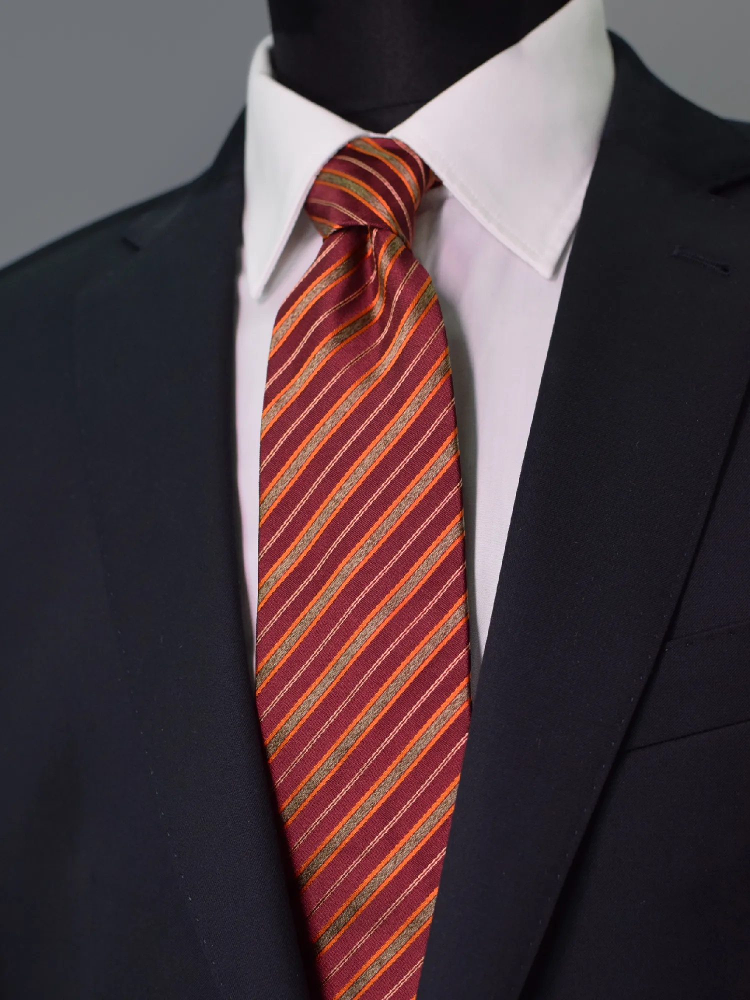 Cravate Club Guy Laroche à rayures orangées – Image 2