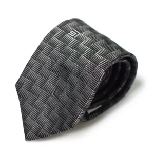 cravate guy laroche roulee
