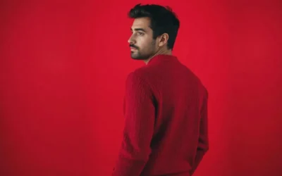 Le Rouge dans la Mode Masculine : Histoire, Signification et Style