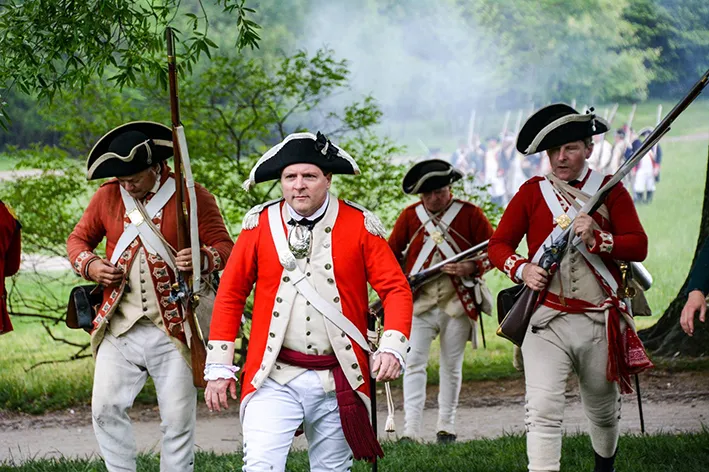 soldats britanniques en rouge