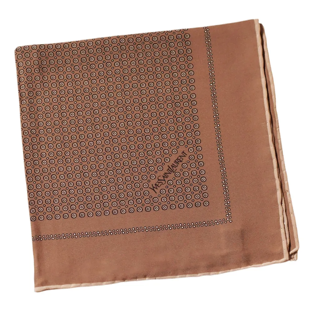 pochette yves saint laurent pliee