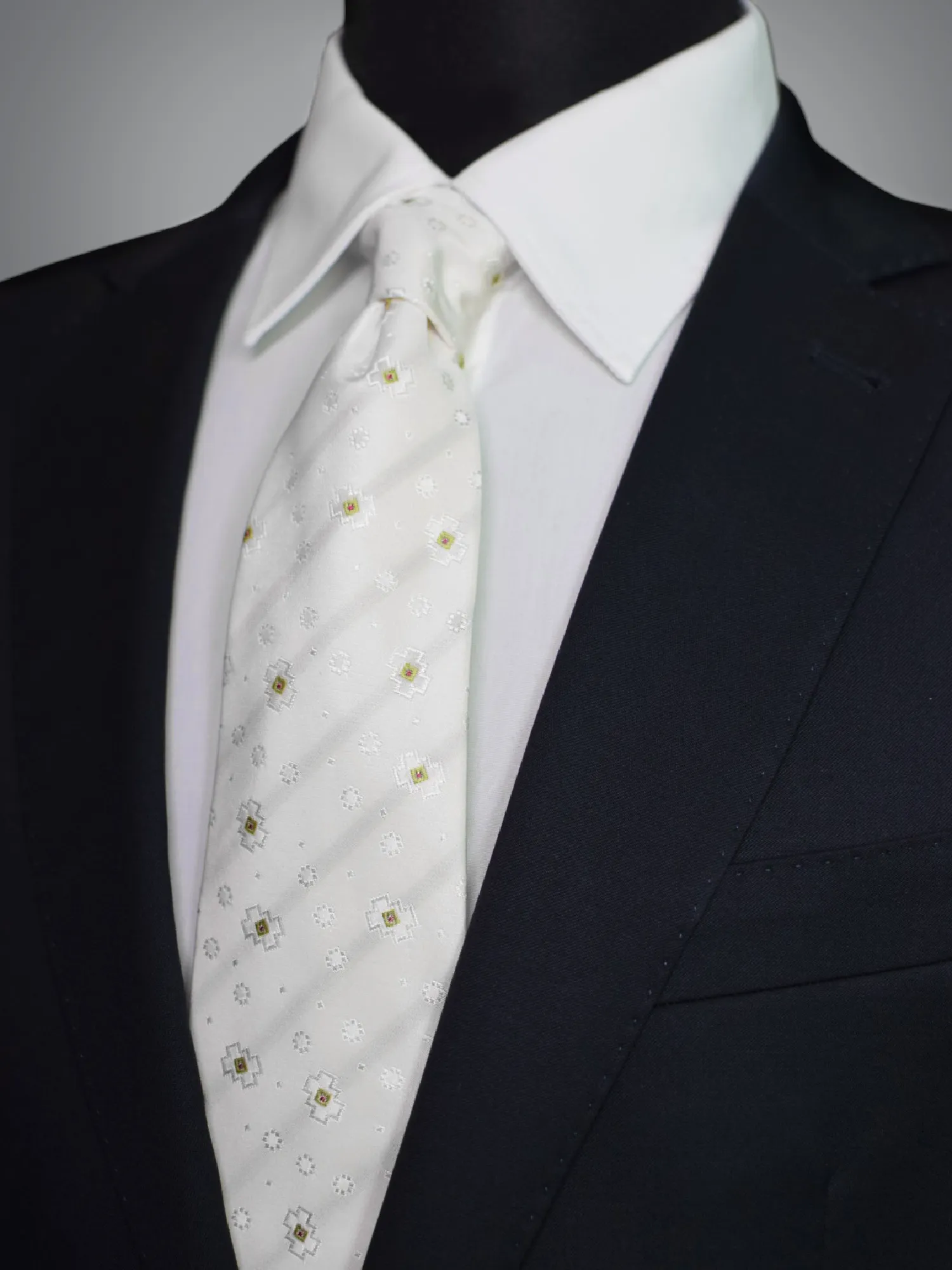 Cravate en soie blanche à motifs Guy Laroche – Image 2