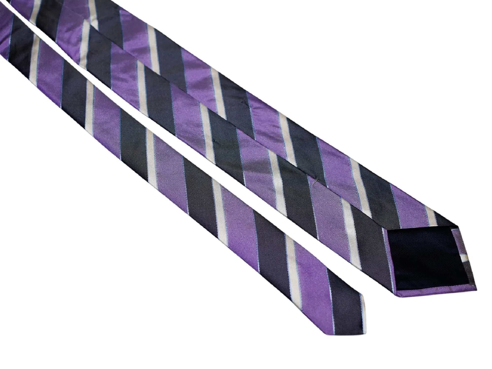 Cravate club violette et blanche-aplat