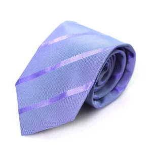 Cravate lilas en soie rayée roulée