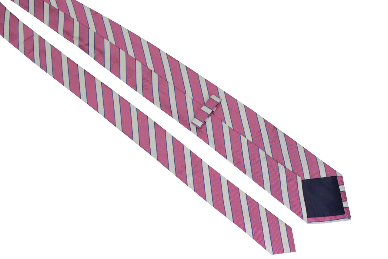 Cravate club en soie rose et blanche - a aplat