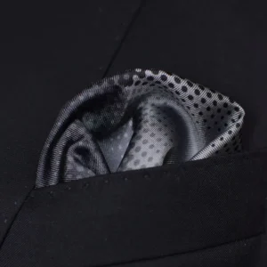 lanvin pochette 4 panneaux grise large bordure noire portee