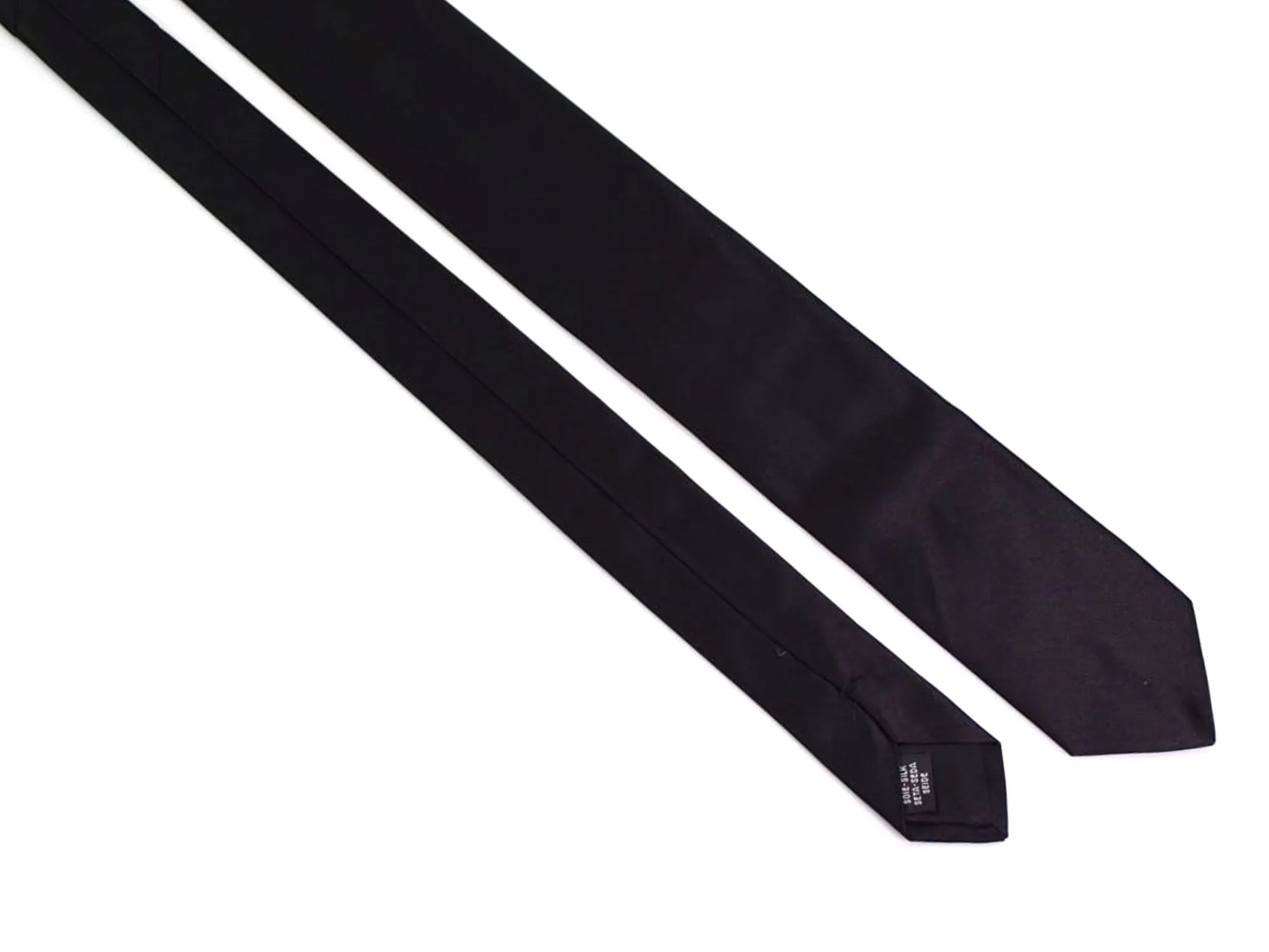 Cravate slim noire en soie à plat