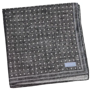 Pochette en soie Vakko pliée
