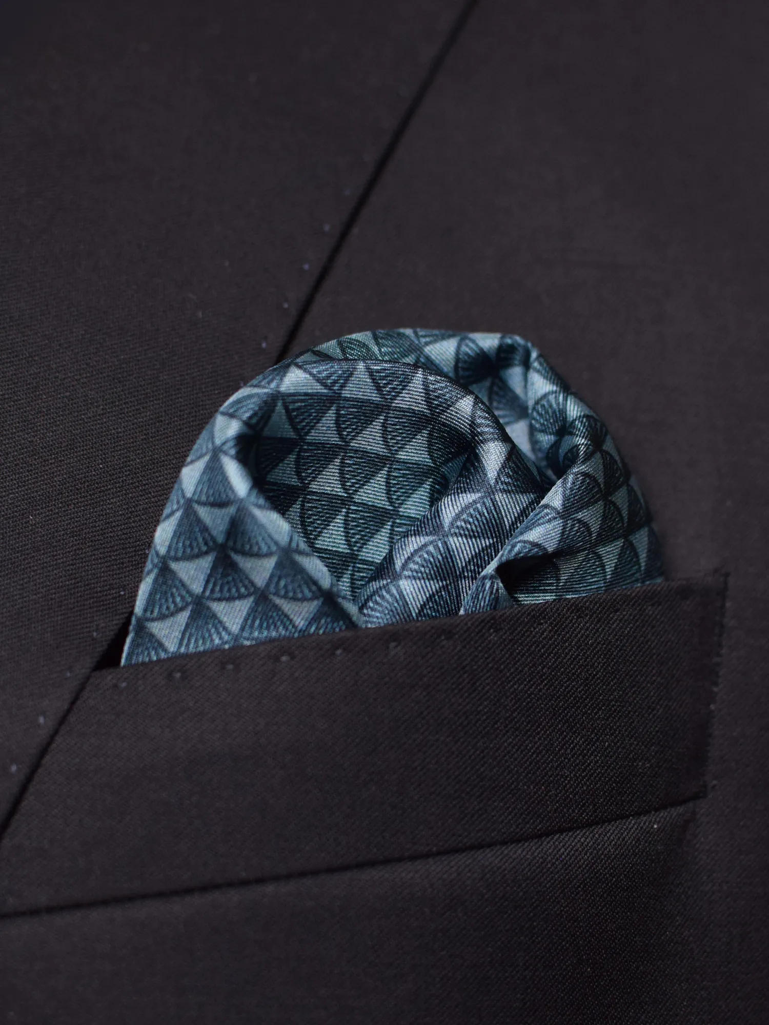 Reiss pochette motif losanges-4