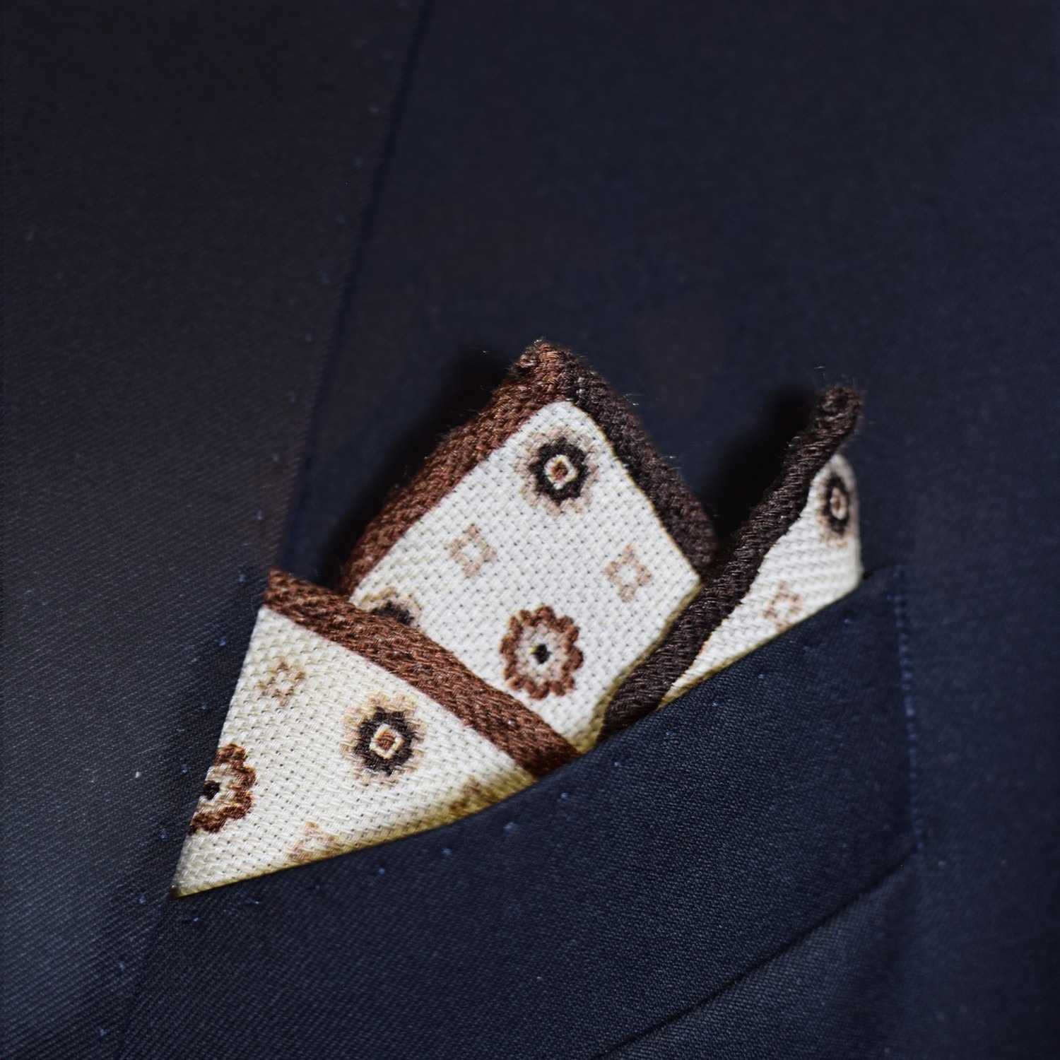 Pochette The Tailoring Club portée 2
